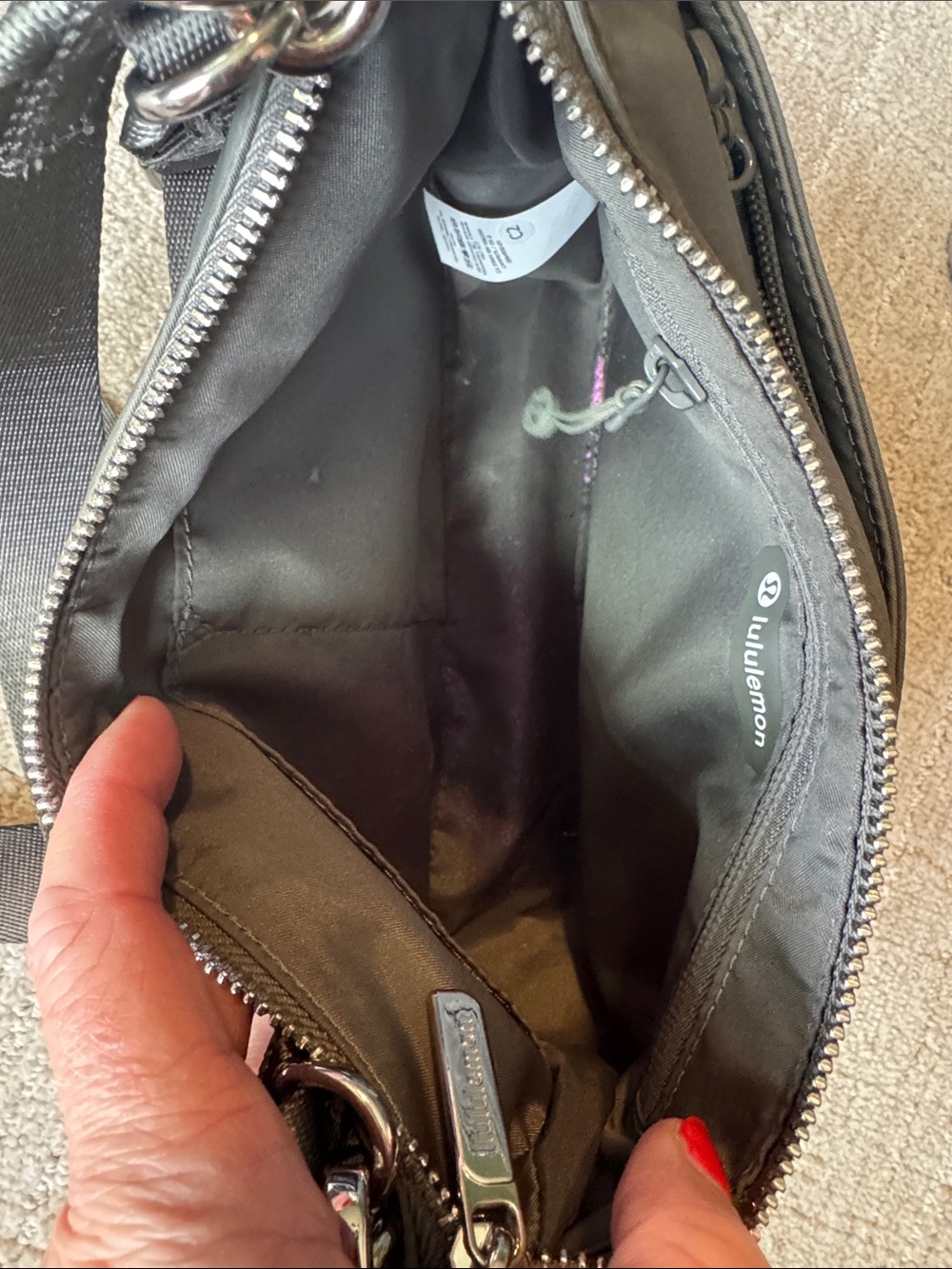 Lululemon Athletica army green Shoulder Bag with Adjustable Stra - Picture 3 of 3